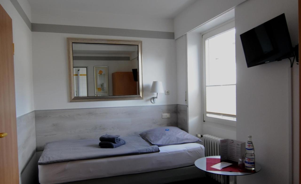 Nell-Breuning-Hotel Herzogenrath Extérieur photo