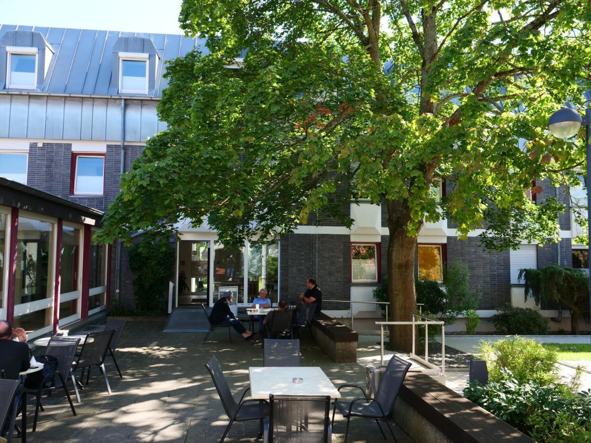 Nell-Breuning-Hotel Herzogenrath Extérieur photo